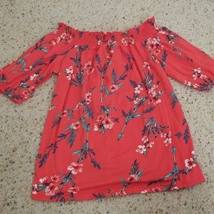 Adorable off the shoulder blouse